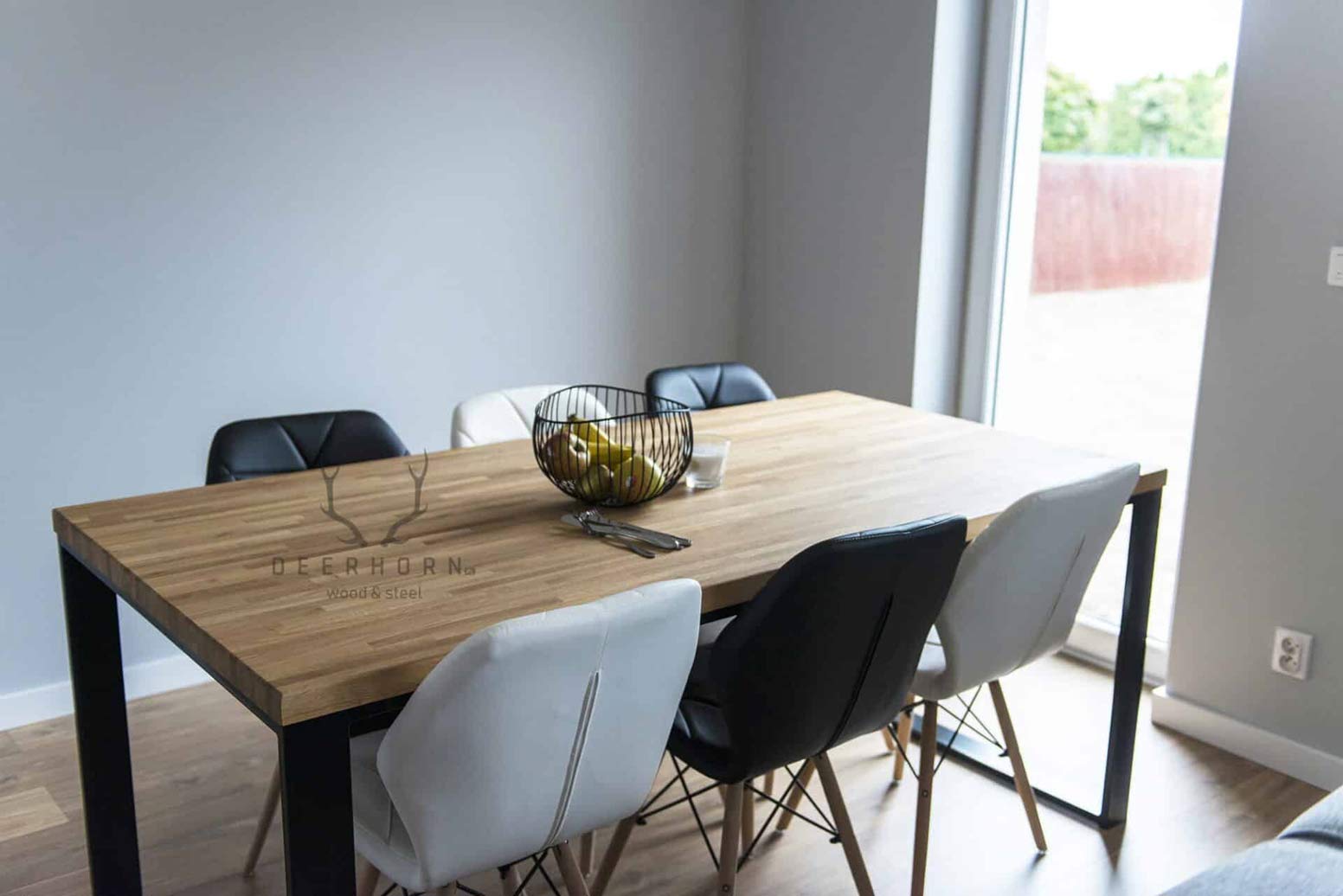Industrietisch mit Holzplatte Loft-Inspirationen für 6 oder 8 Personen