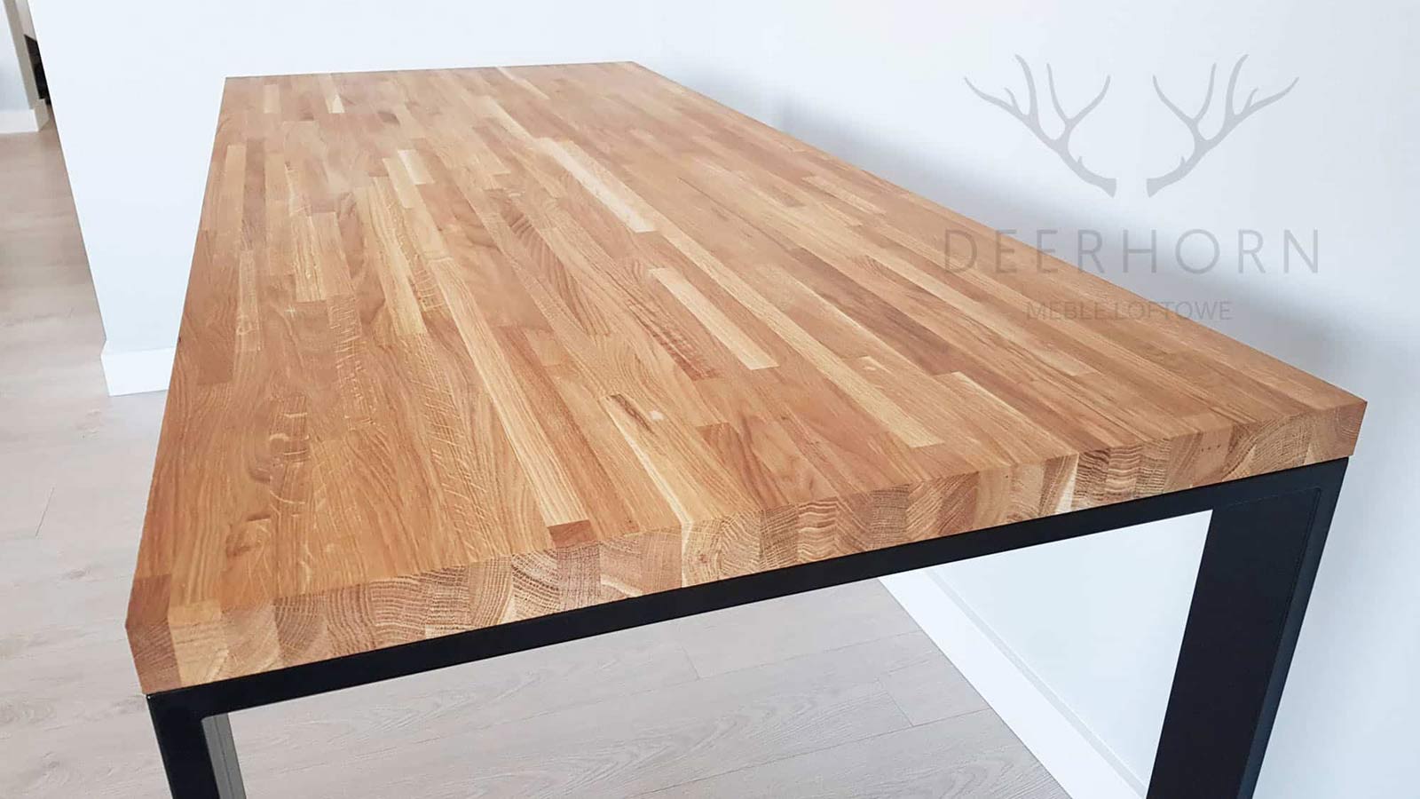 Industrietisch mit Holzplatte Loft-Inspirationen für 6 oder 8 Personen