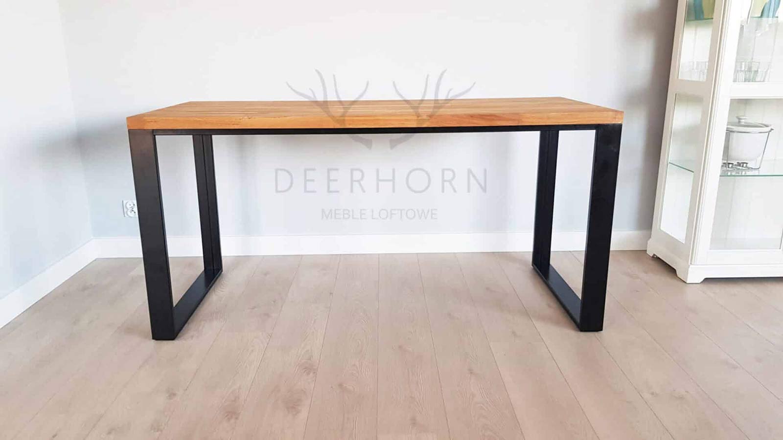 Industrietisch mit Holzplatte Loft-Inspirationen für 6 oder 8 Personen