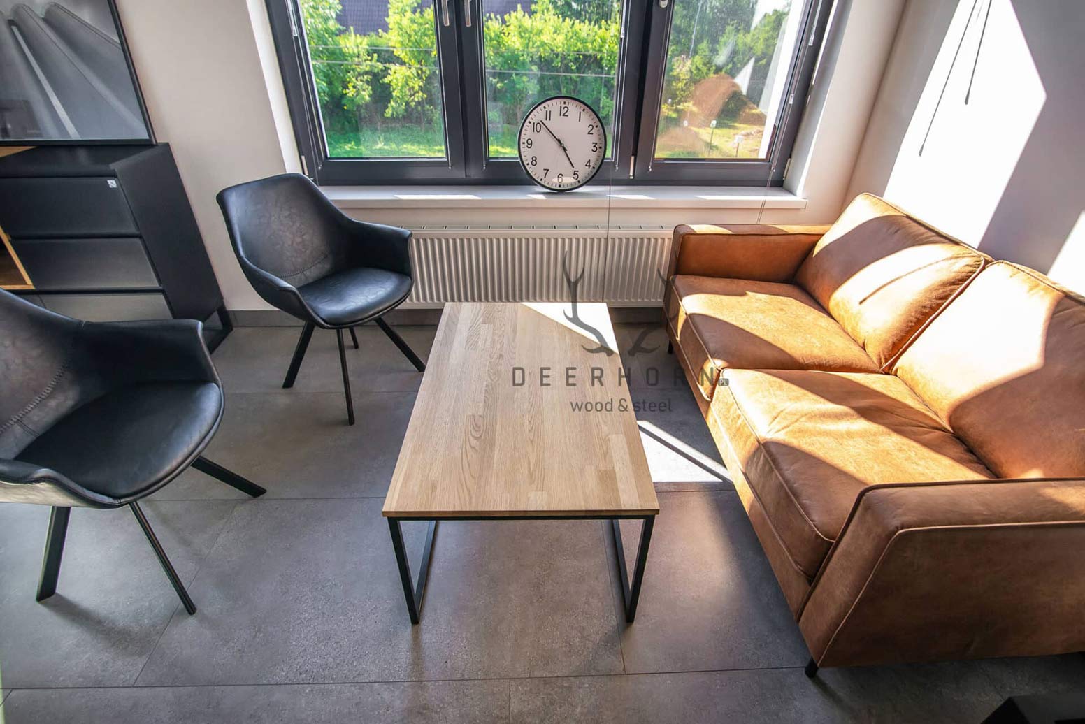 Couchtisch aus Holz mit Metallgestell 100x60 cm