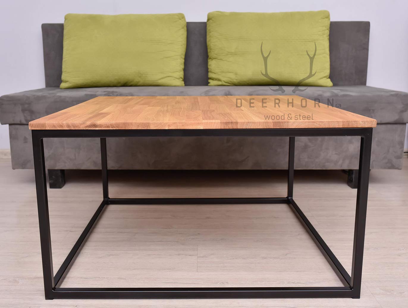 Loft Couchtisch mit Eichenplatte 80x80cm