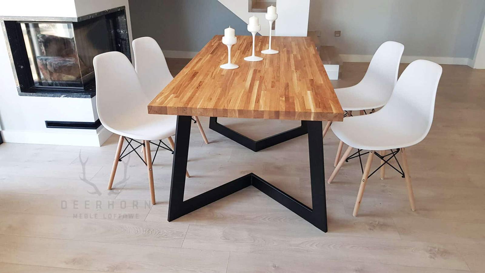Tisch mit Eichenplatte "future style" Loft