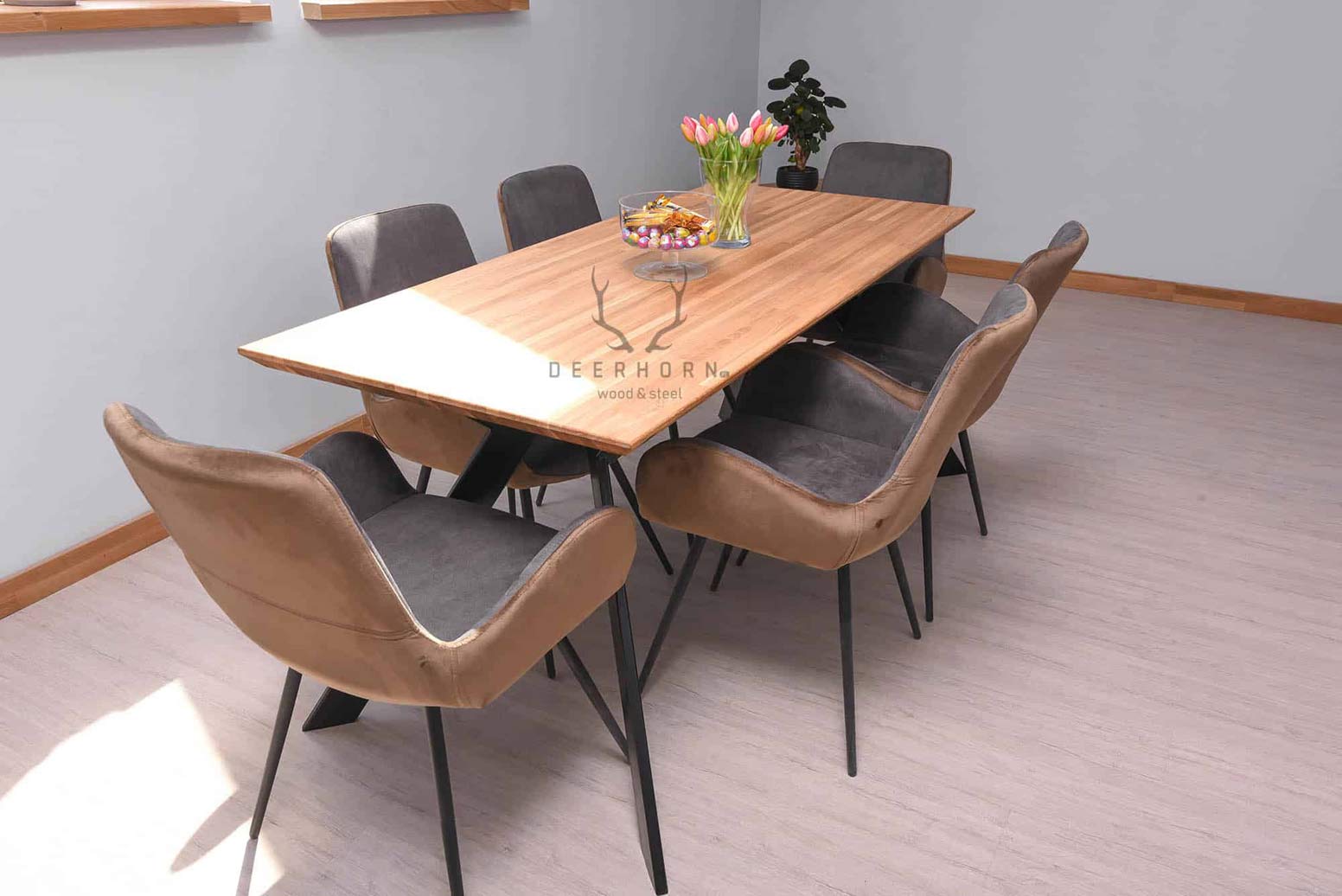 Tisch mit Holzplatte "Simple Active"