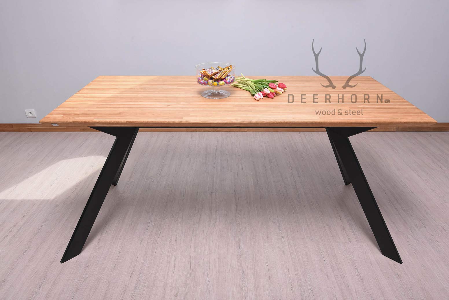 Tisch mit Holzplatte "Simple Active"