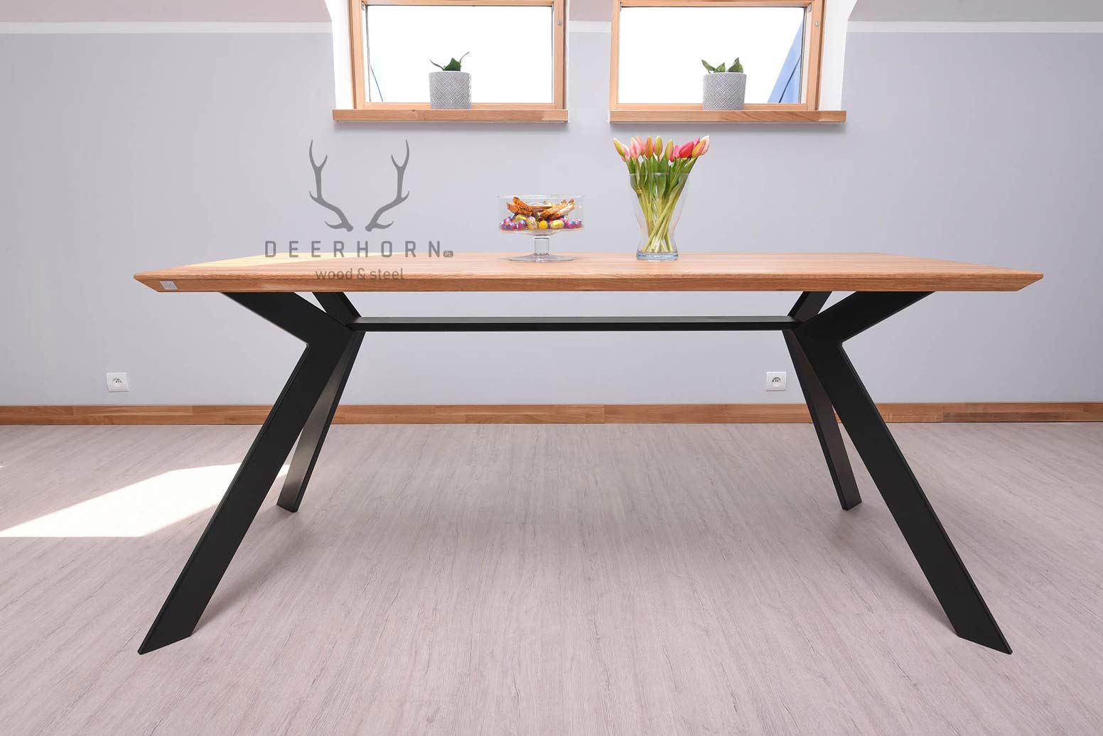 Tisch mit Holzplatte "Simple Active"