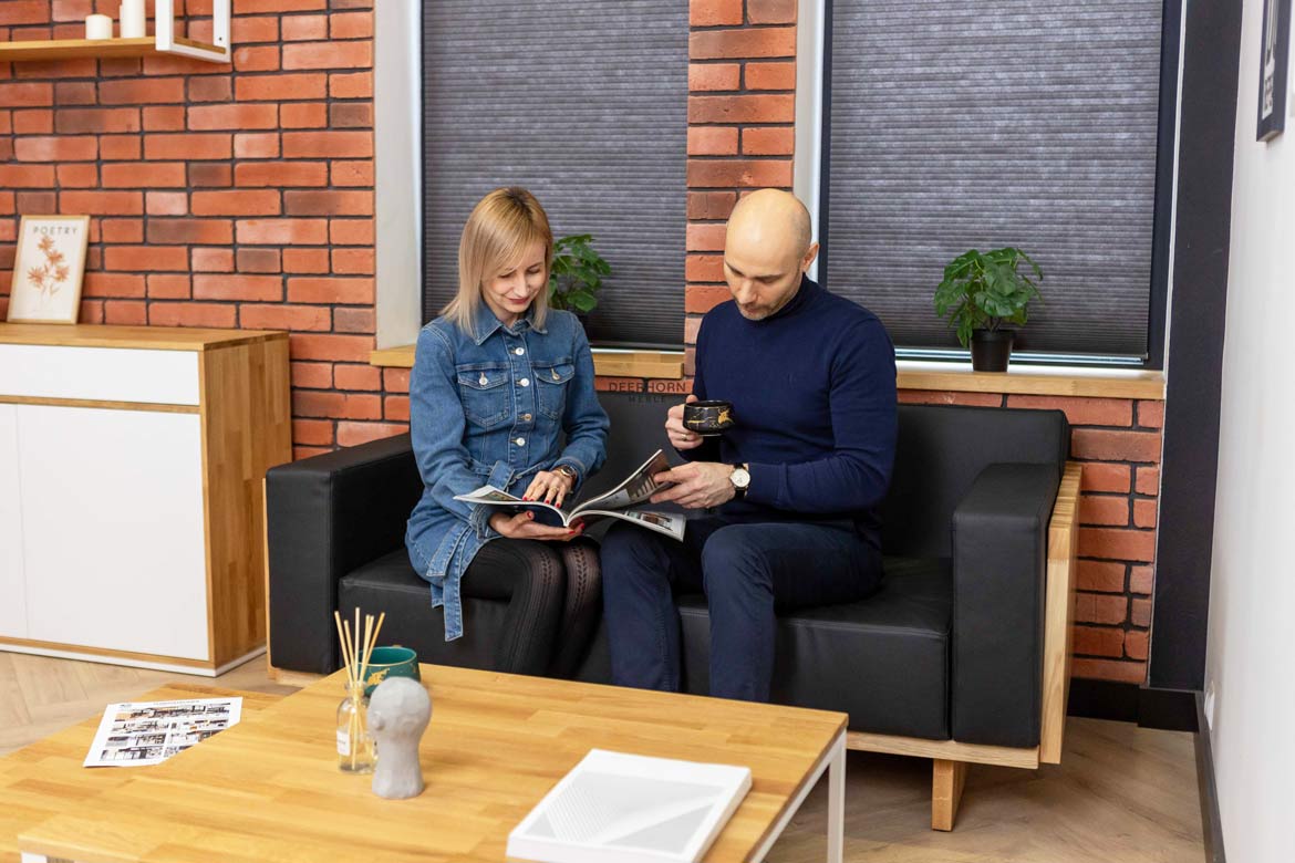 Eichenholz Ledersofa für Büro, schwarz, modern