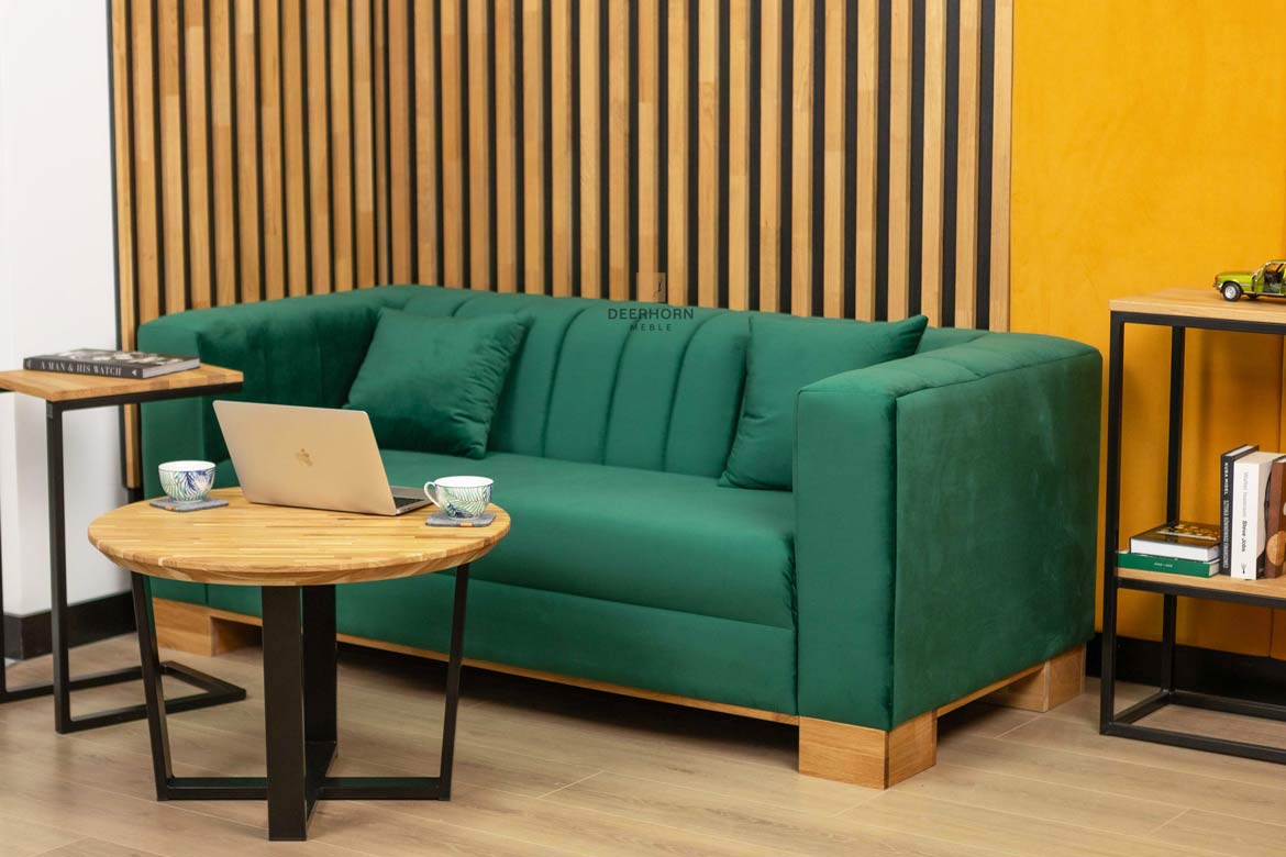 Flaschengrünes Sofa, gepolstert mit weichem Velours