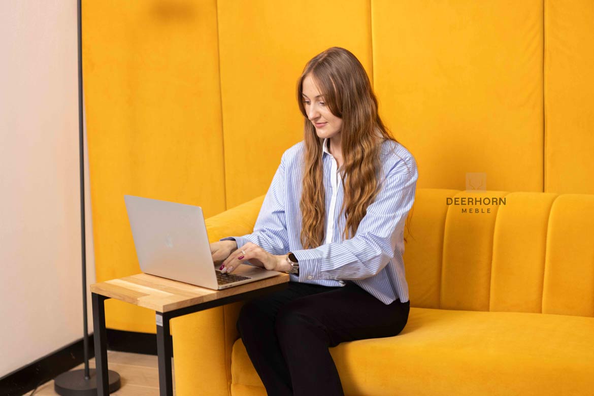 Sofa für zwei Personen für Wartezimmer, Hotels, Rezeption gelb