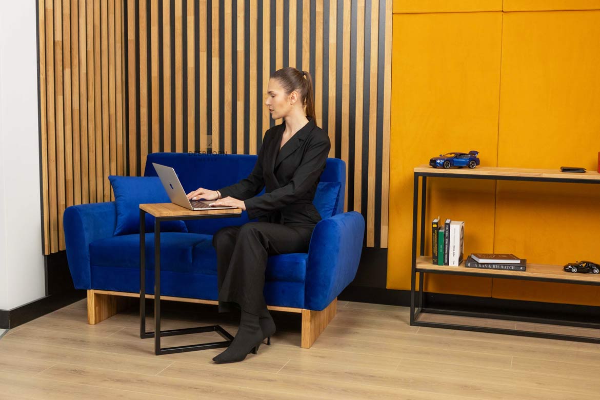 Kleines Sofa für Wartezimmer, Arbeitszimmer, Büro, gepolstert