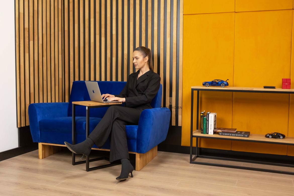 Kleines Sofa für Wartezimmer, Arbeitszimmer, Büro, gepolstert