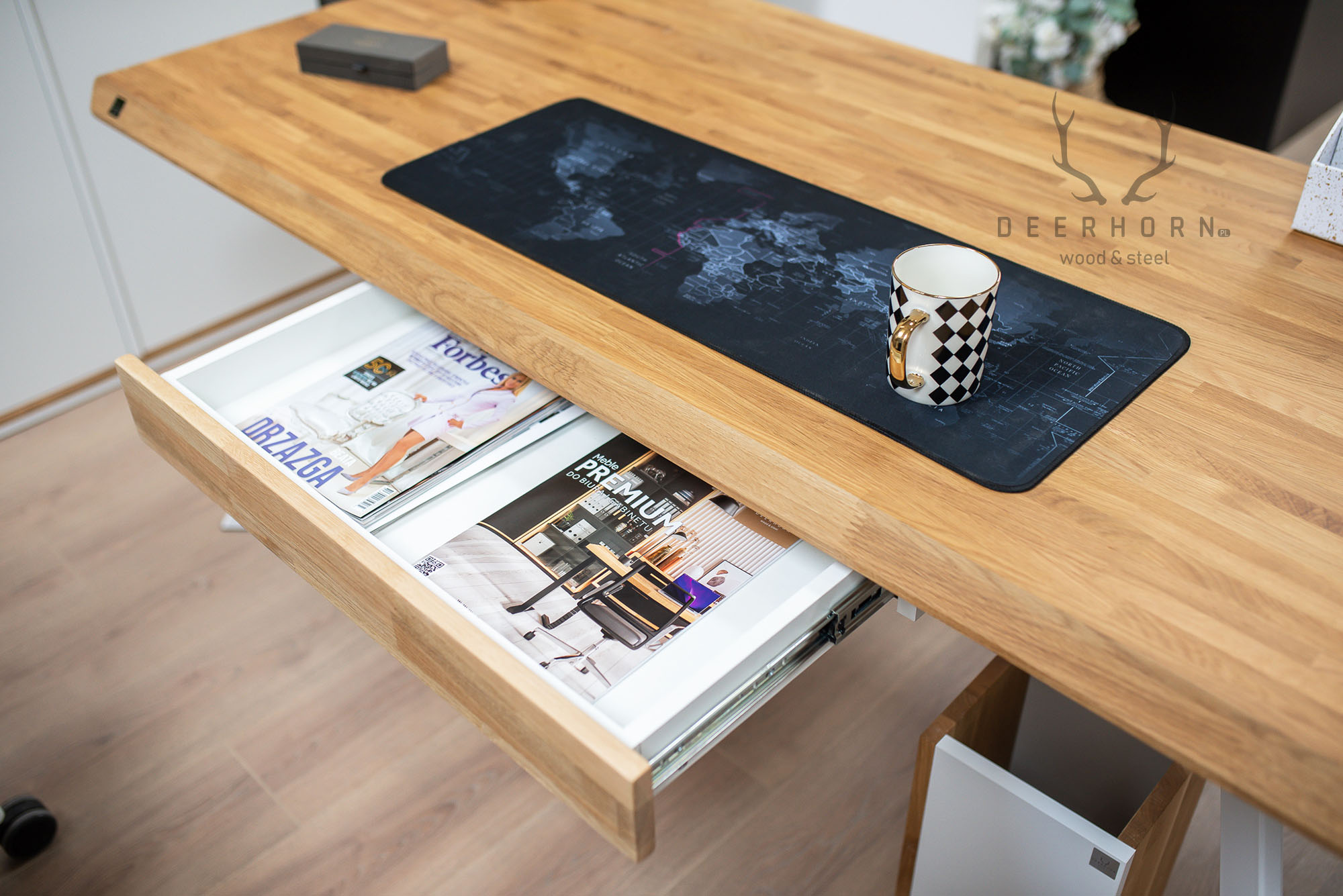 Schublade mit hoher Holzfront für Schreibtisch
