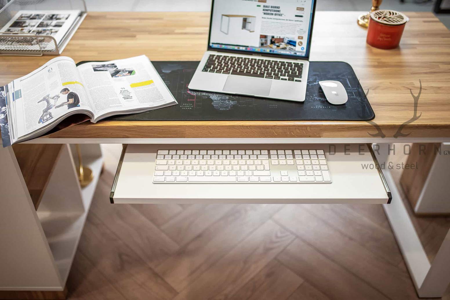 Tastaturablage unter dem Schreibtisch weiß
