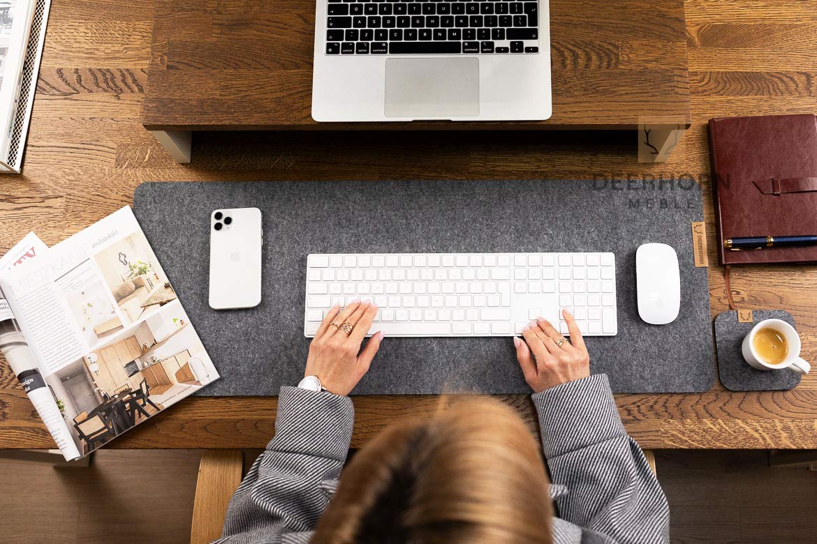 Tastatur-Pad. Maus- und Tastaturunterlage aus Filz