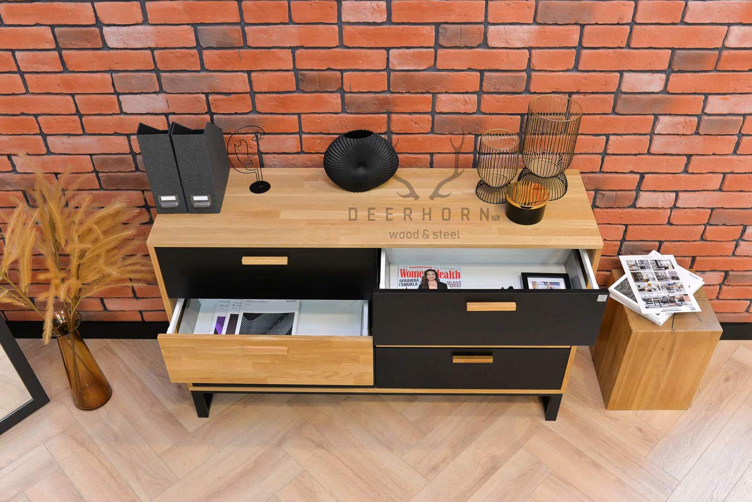 Bürokommode aus Holz und Metall im industriellen Loft-Stil. Breite 140cm