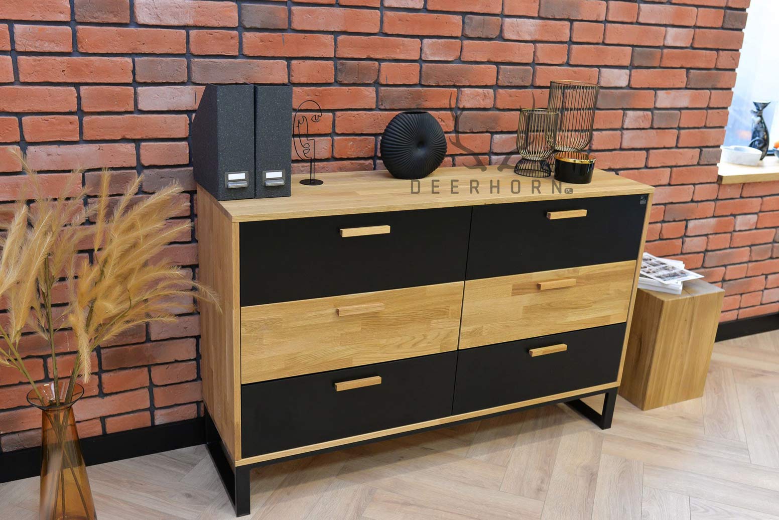 Bürokommode aus Holz und Metall im industriellen Loft-Stil. Breite 140cm