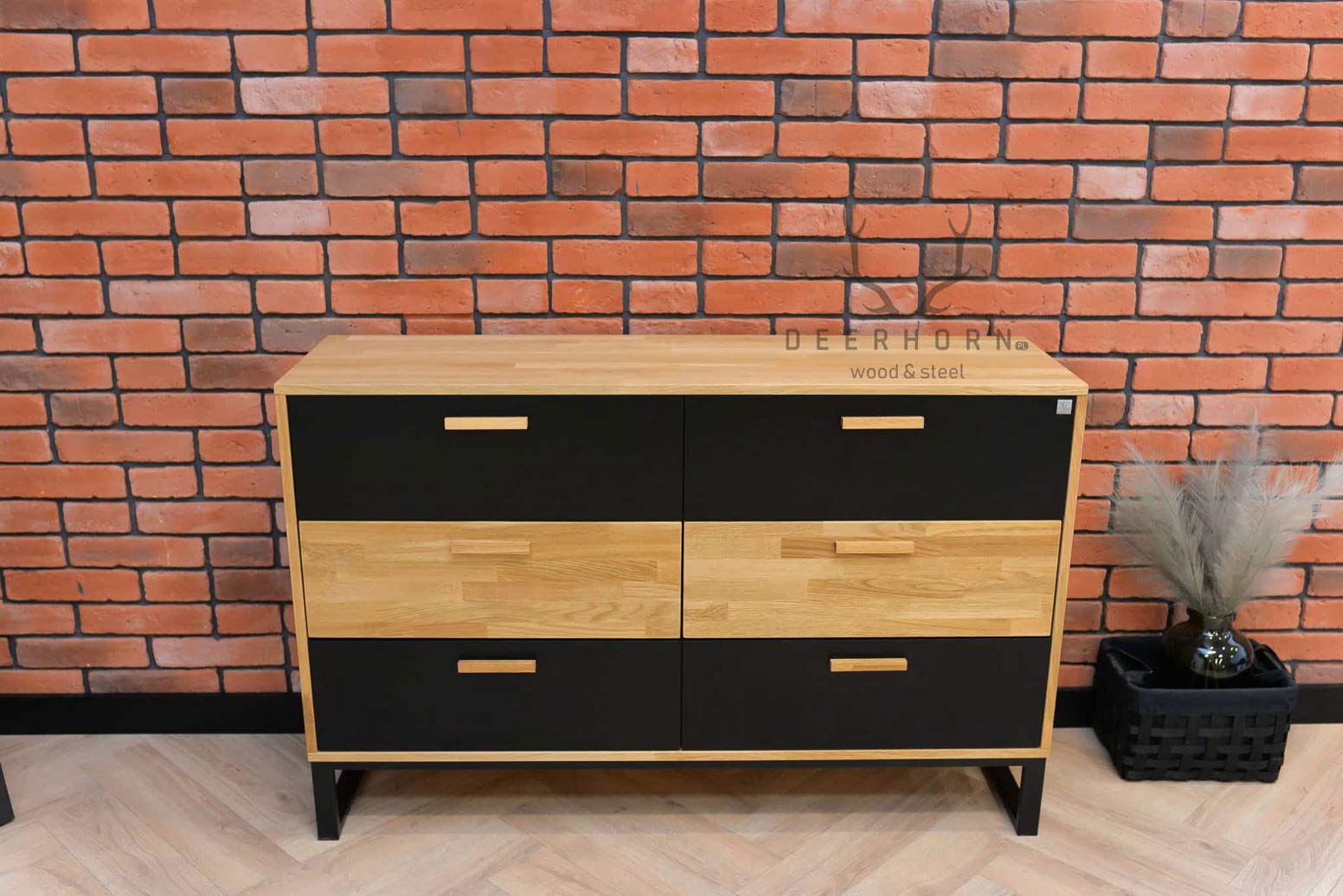 Bürokommode aus Holz und Metall im industriellen Loft-Stil. Breite 140cm