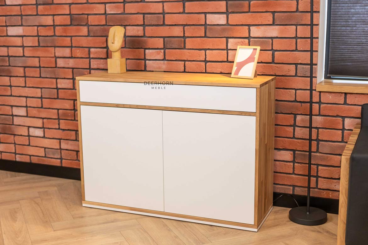 Weiße Loft-Büro schlanke Kommode