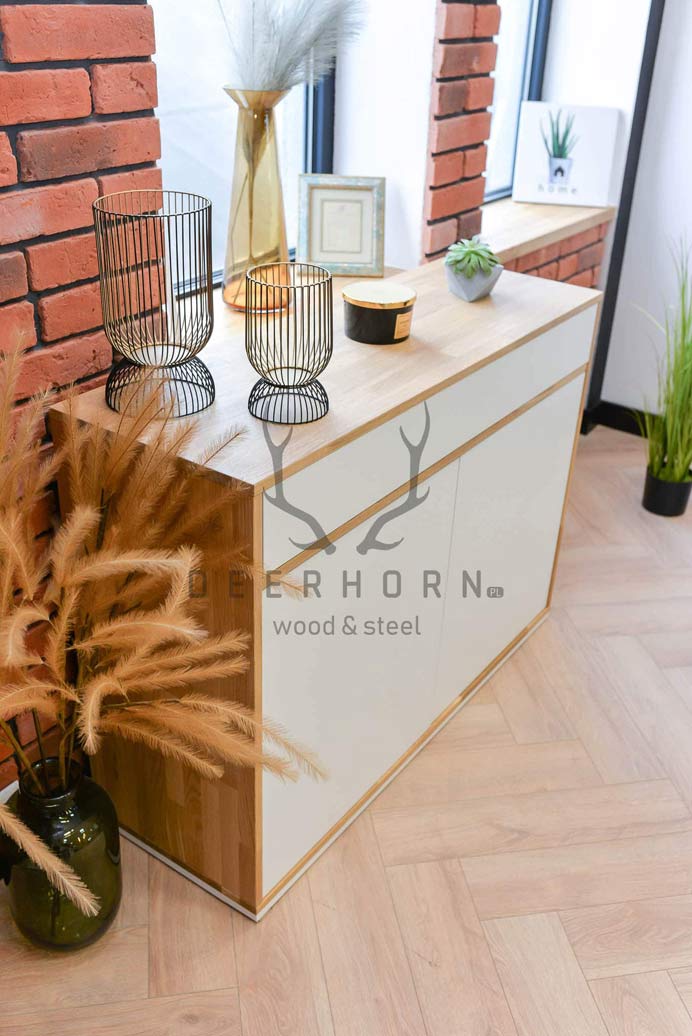 Weiße Loft-Büro schlanke Kommode