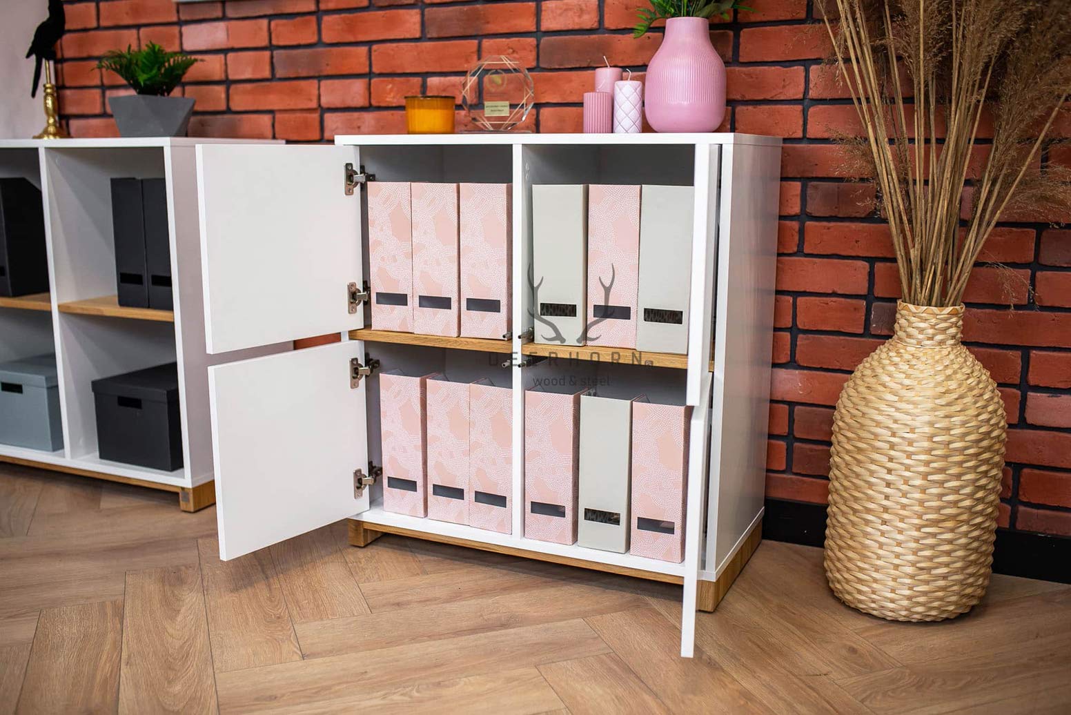 Weißer abschließbarer Aktenschrank aus der Modern Office Kollektion