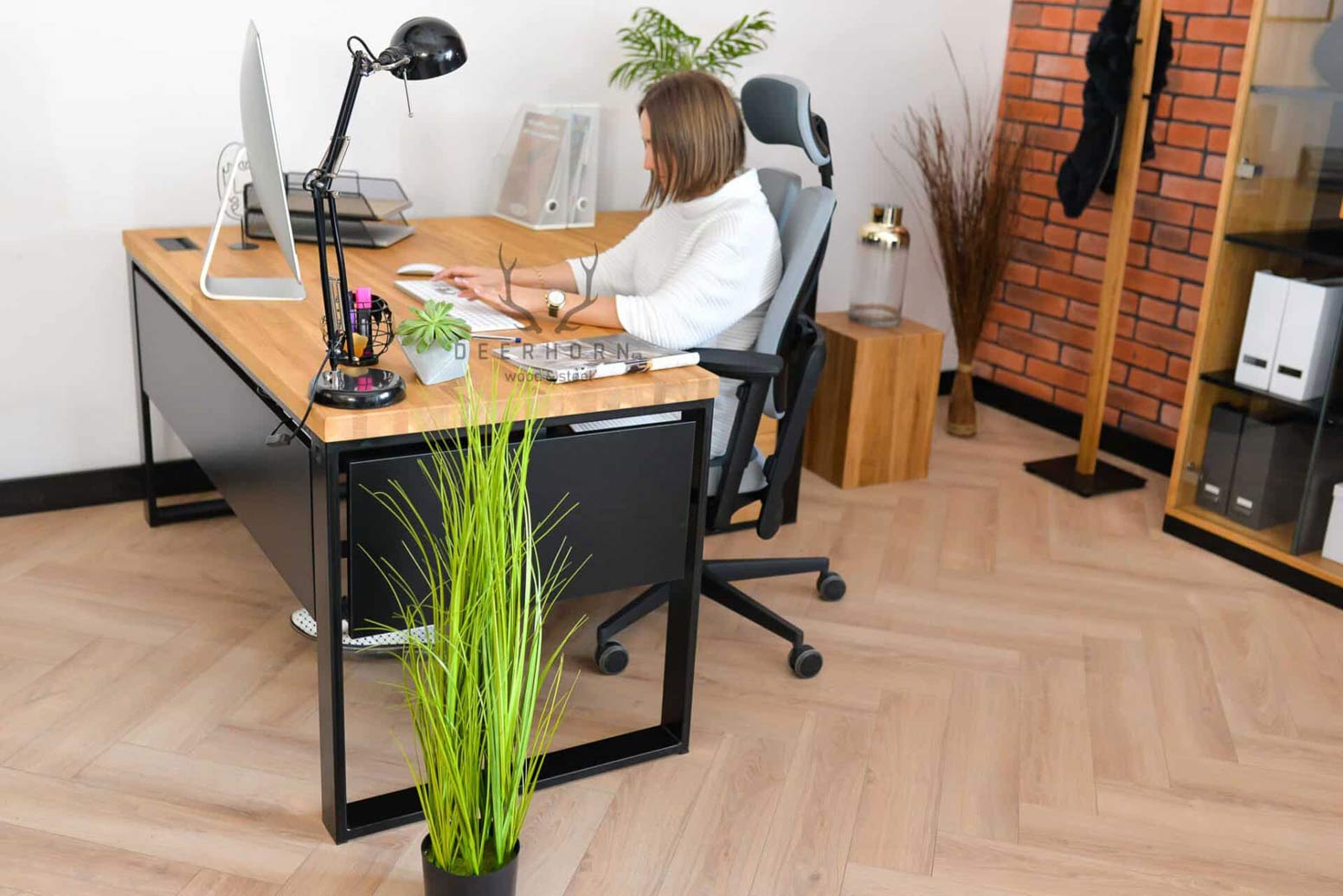 Bureau d'angle avec plateau en bois Bureau d'angle