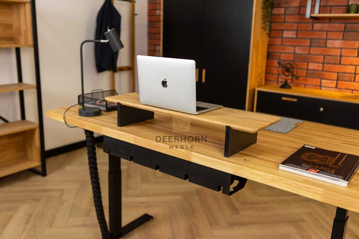 Bureau réglable en hauteur avec plateau en bois