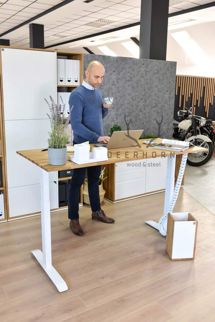 Höhenverstellbarer weißer Schreibtisch mit schmaler Platte 160x70cm