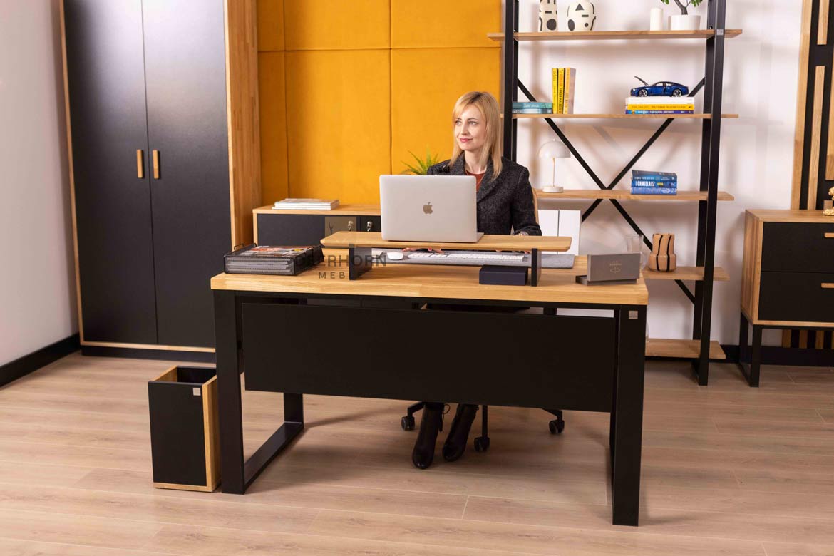 Bureau Loft avec plateau en bois et mélanges