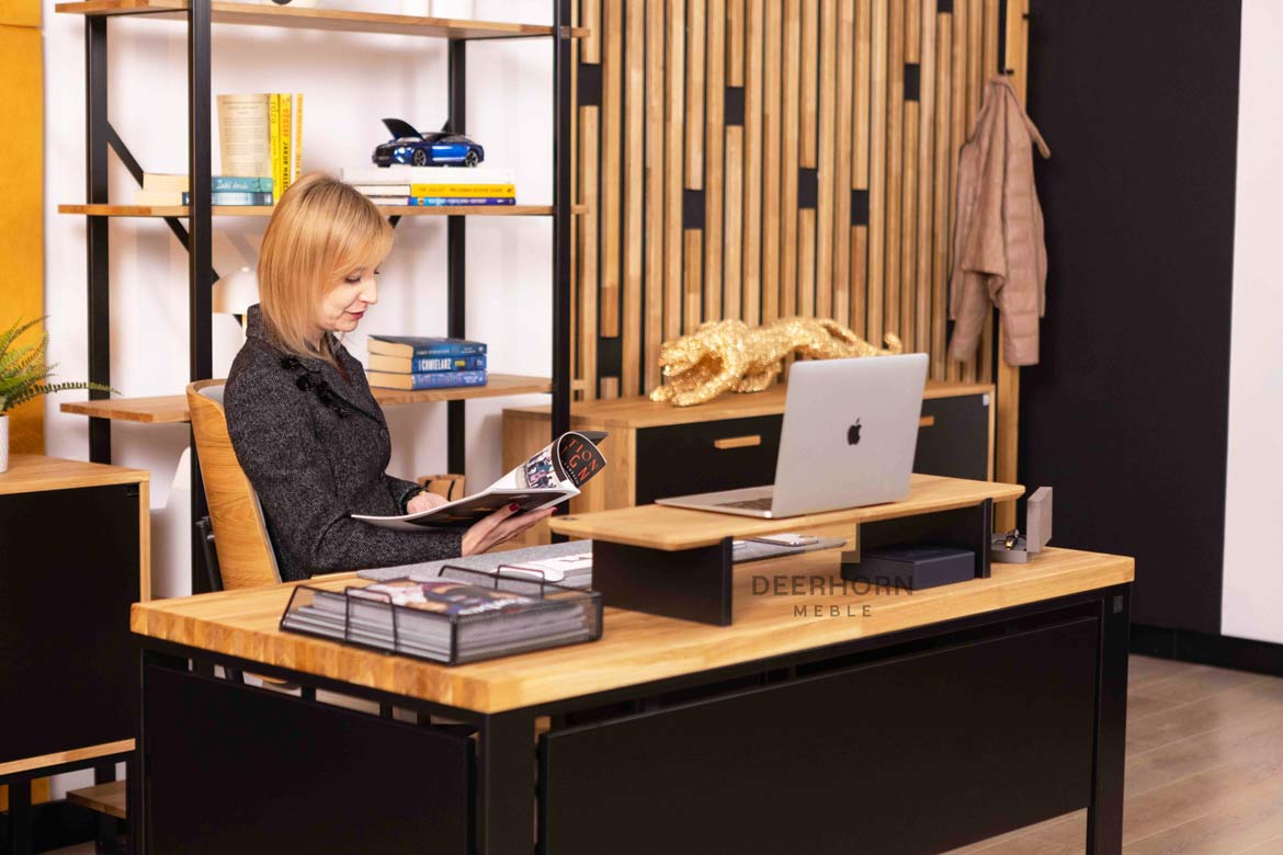Bureau Loft avec plateau en bois et mélanges