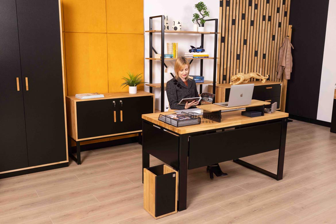 Bureau Loft avec plateau en bois et mélanges