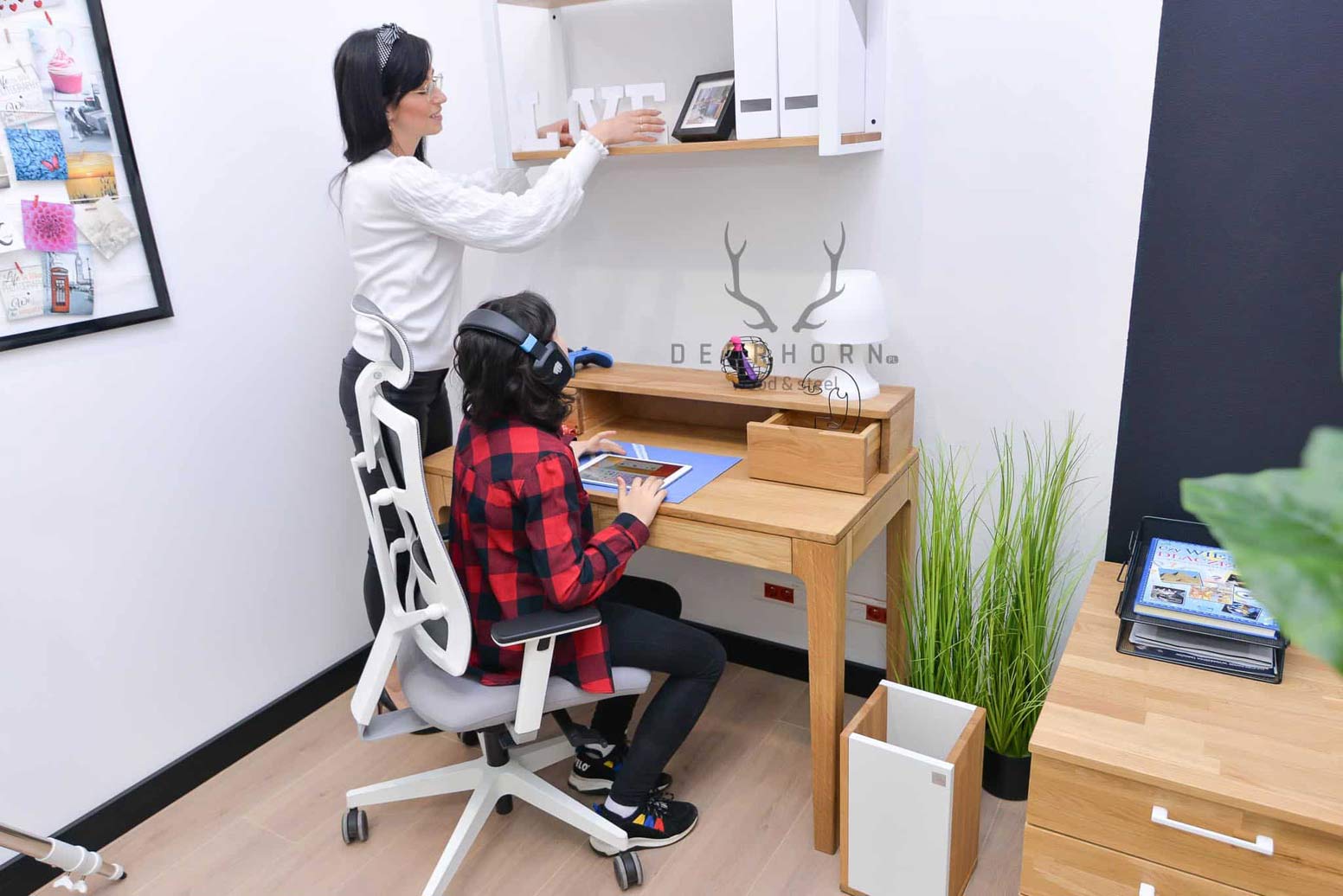 Bureau en bois, secrétaire, coiffeuse Dione plus