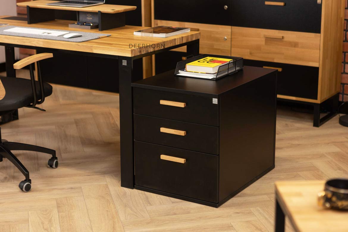 Bureau de travail avec tiroirs. Plateau en chêne et tiroirs en blum