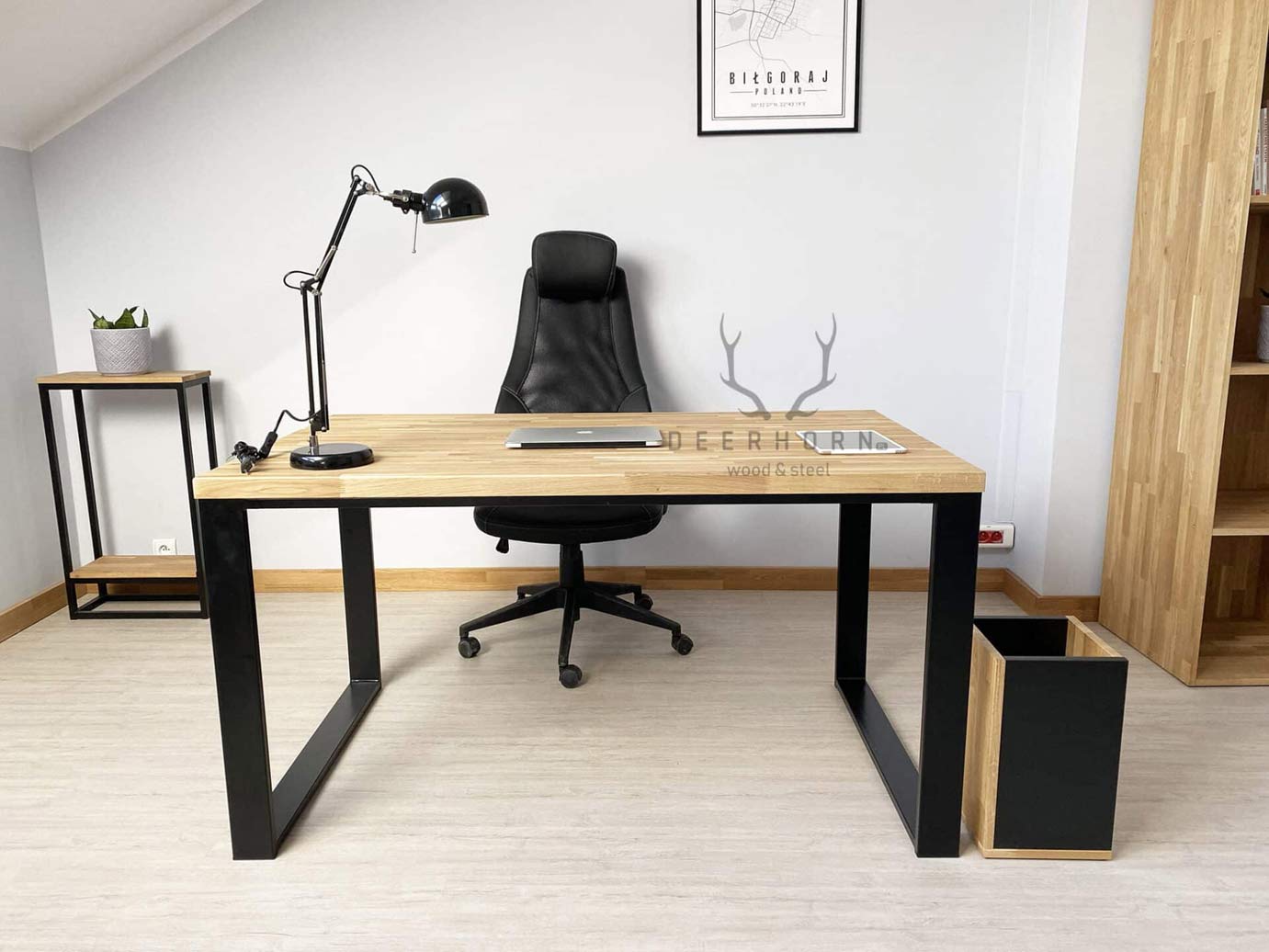 Corbeille à papier en bois pour le bureau