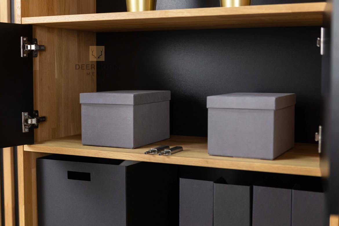 Bibliothèque de bureau moderne noire avec étagères étroites pour bureau de loft