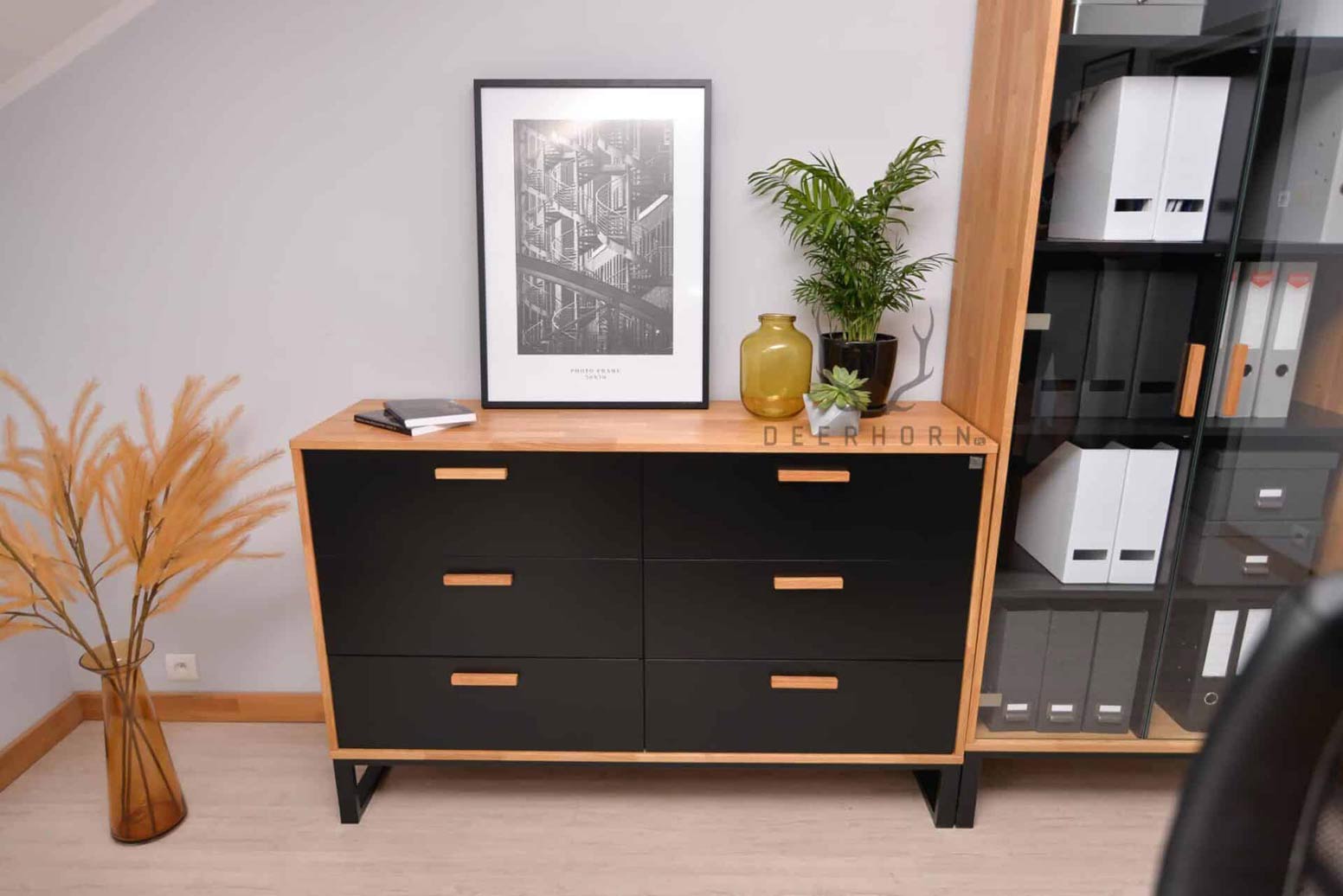 Commode en bois et métal de style industriel et loft. Largeur 140cm