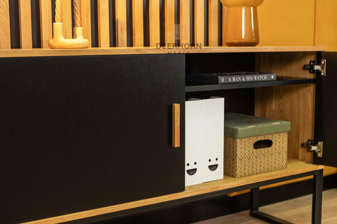 Classeur pour le bureau ou l'étude. Largeur 140cm