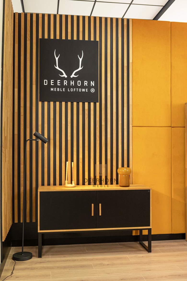 Classeur pour le bureau ou l'étude. Largeur 140cm