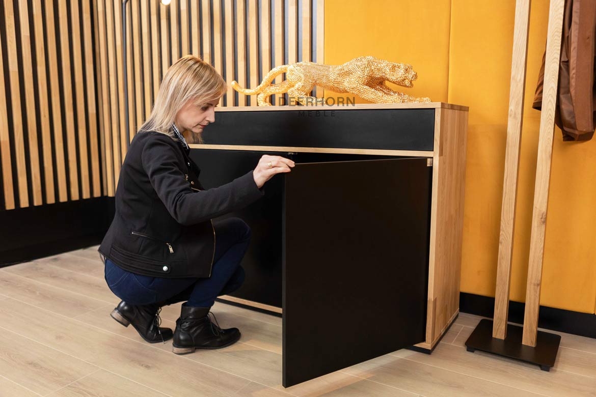Bureau de loft noir commode étroite