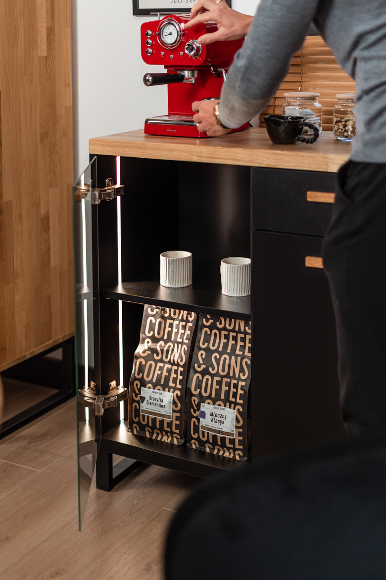 Meuble pour machine à café de bureau