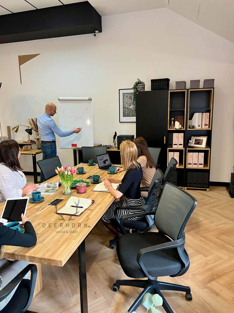 Table de conférence avec plateau en bois 250x100cm avec trous pour câbles
