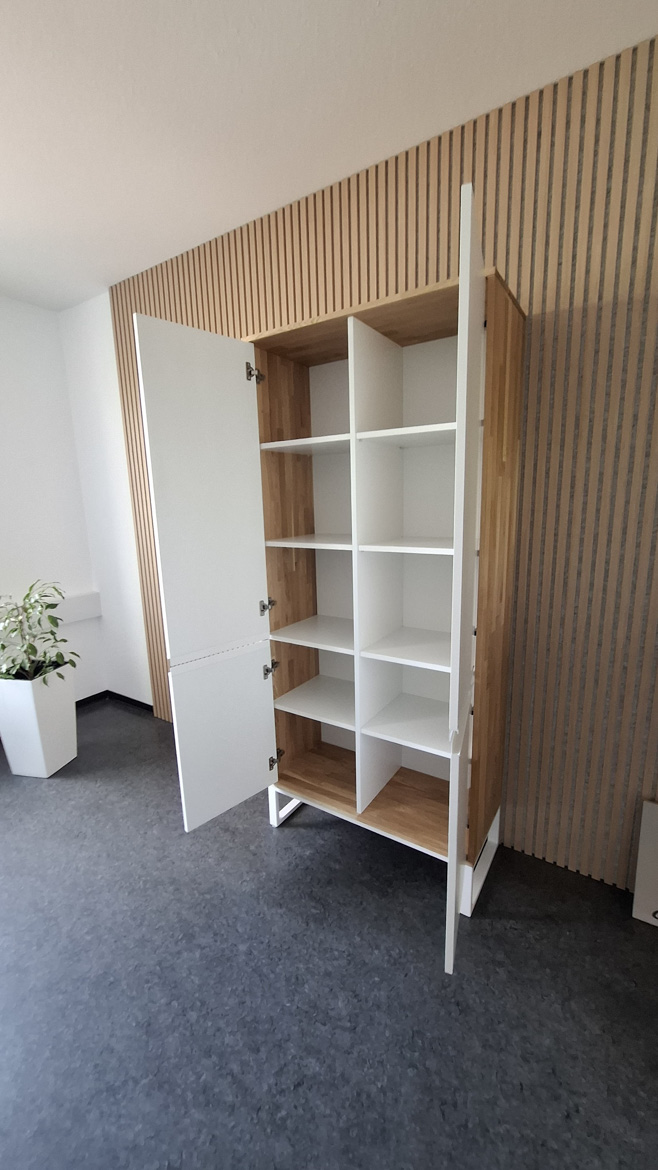 Armoire de bureau Loft Office Plus pour le cabinet G&B Steuerberatung à Andernach, en Allemagne