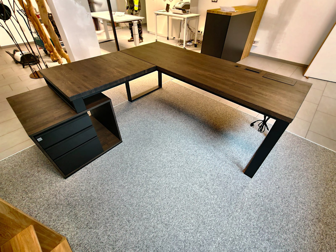 Bureau d'angle pour un cabinet comptable à Aldorf (Allemagne)