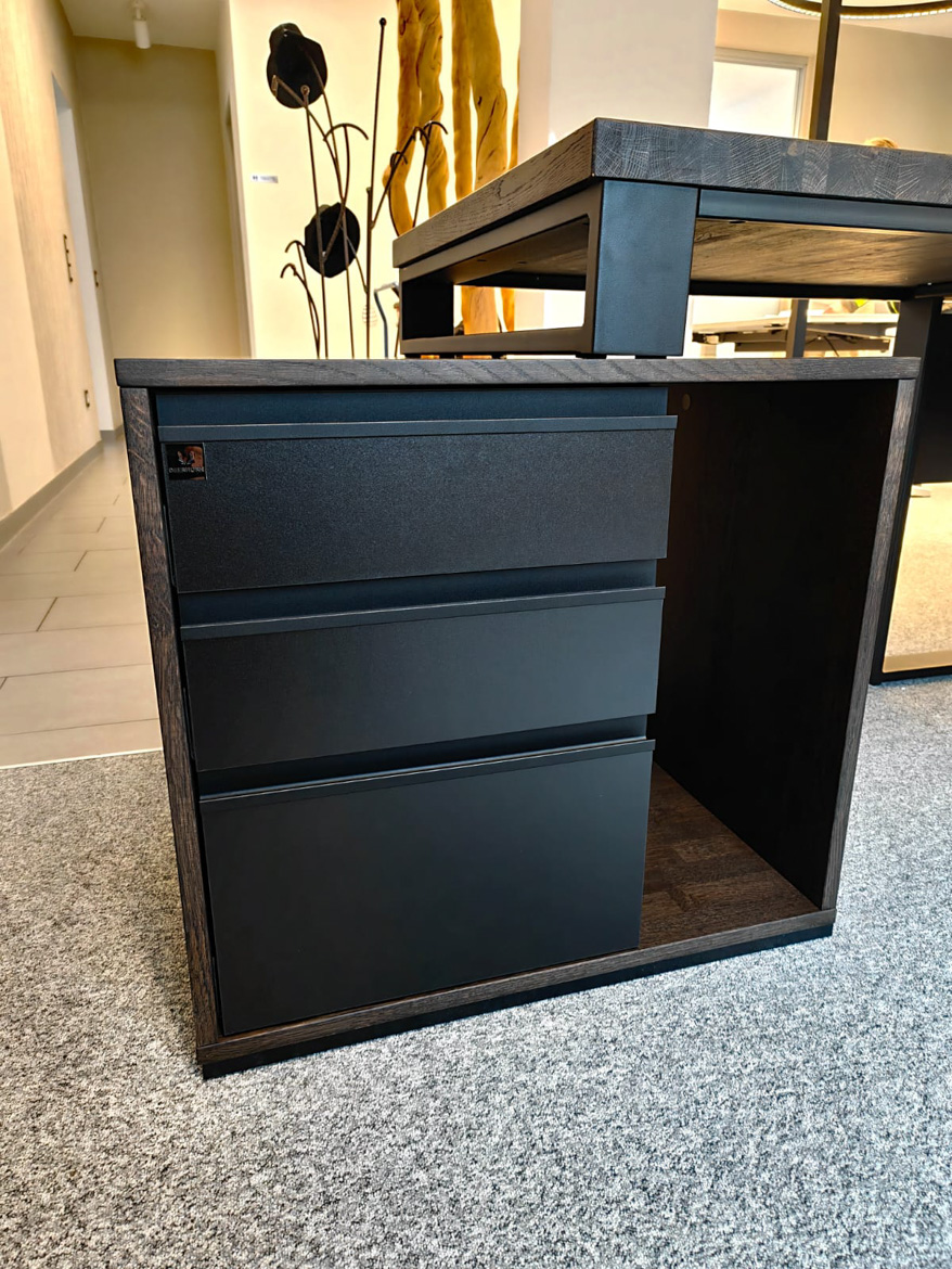 Bureau d'angle pour un cabinet comptable à Aldorf (Allemagne)