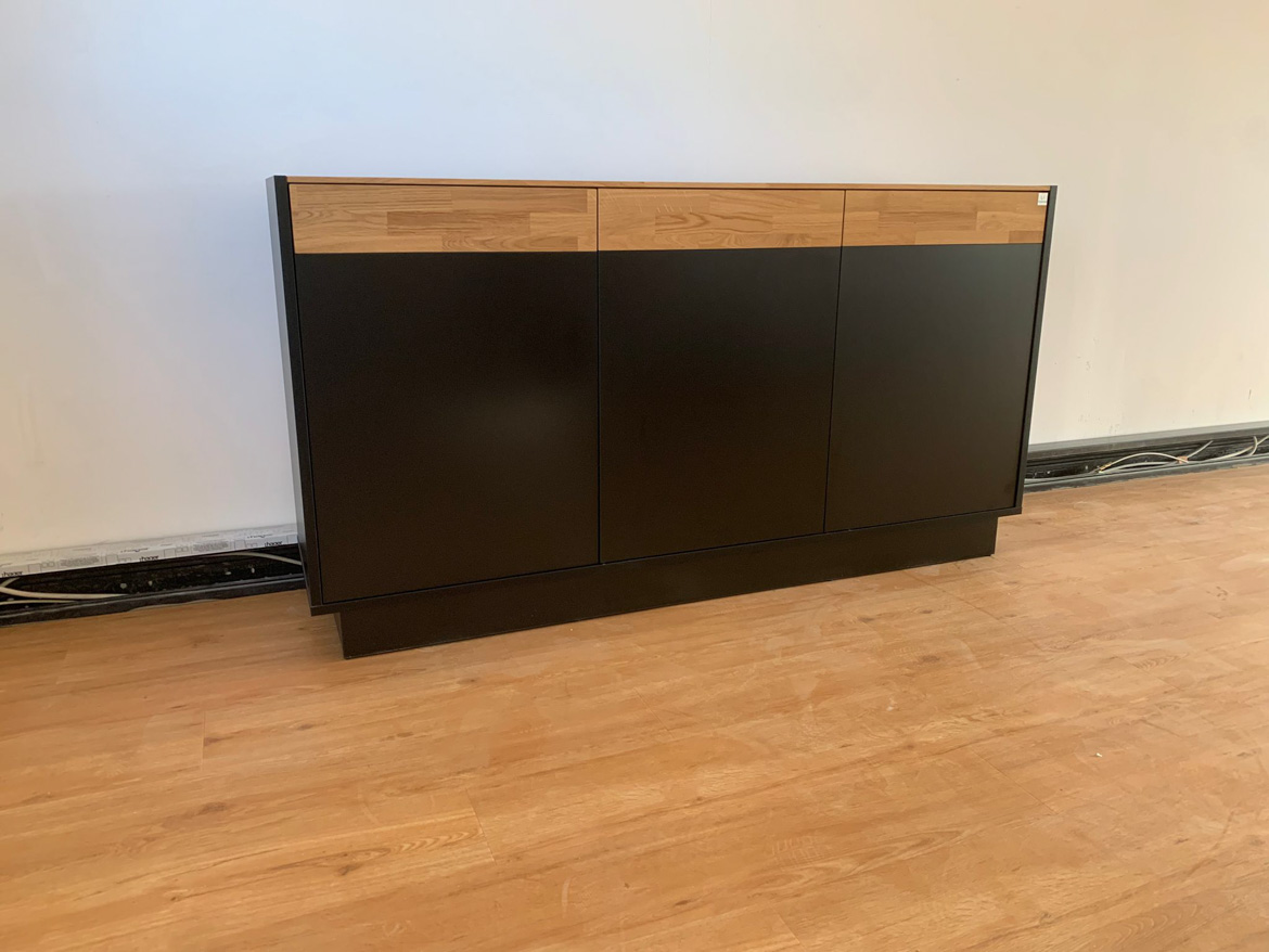 Commode de bureau pour une entreprise allemande spécialisée dans les systèmes de café, située à Essen