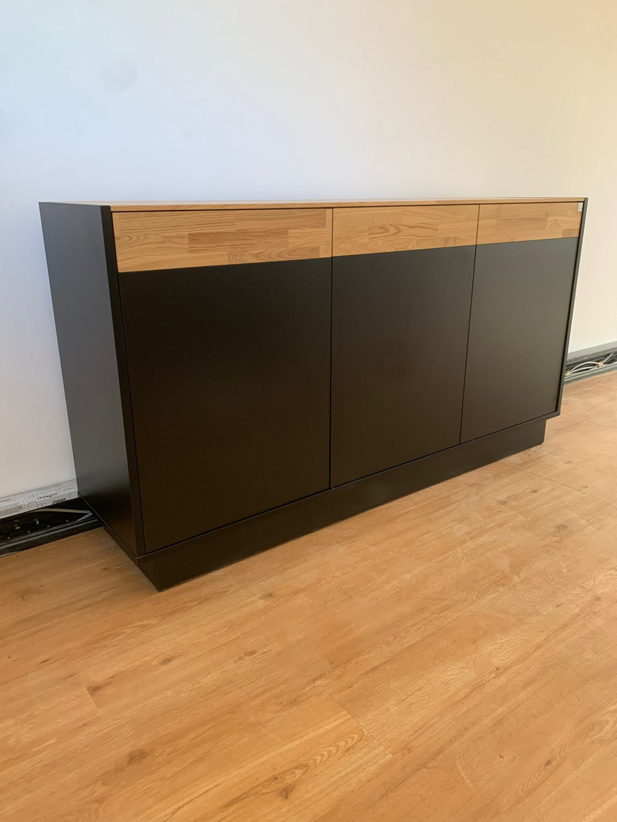 Commode de bureau pour une entreprise allemande spécialisée dans les systèmes de café, située à Essen