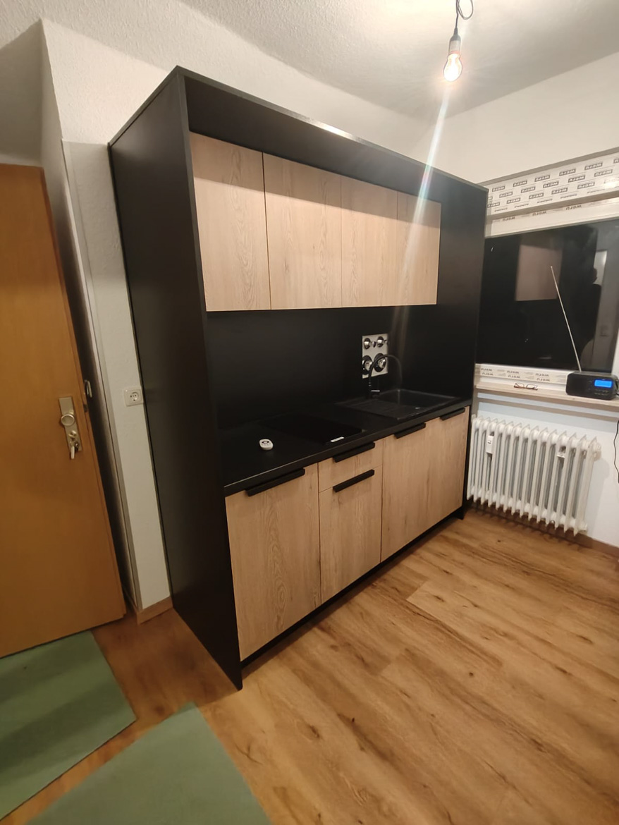 Kitchenette pour la société Andreas Bausinger – services de conseil à Wiesbaden (Allemagne)
