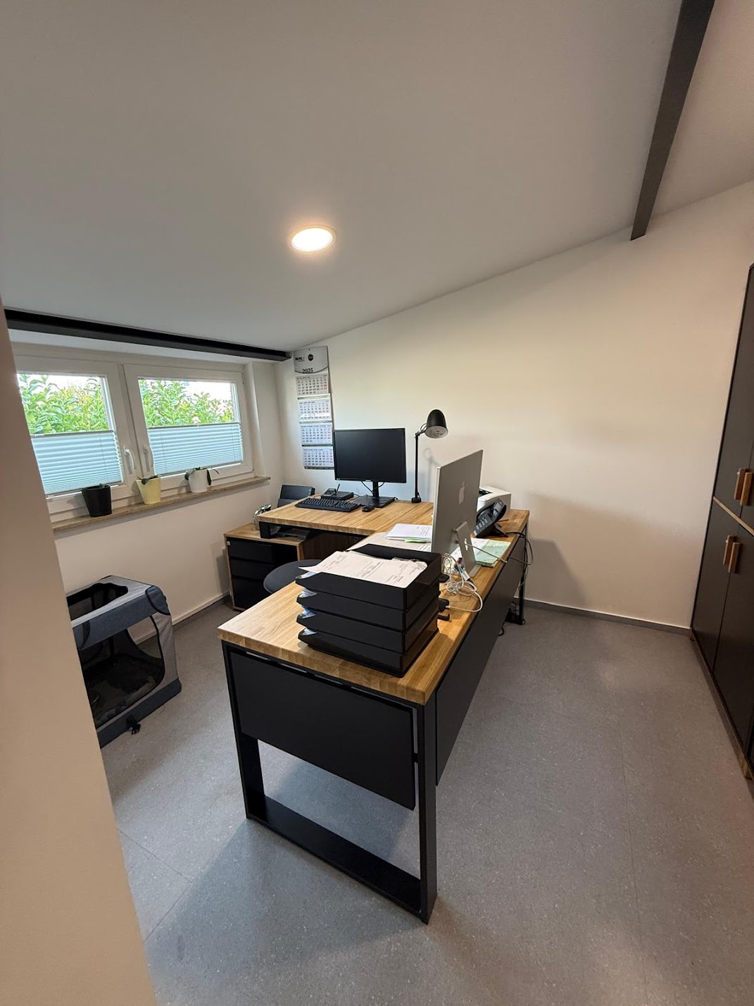 Bureau aménagé dans les combles pour un client allemand